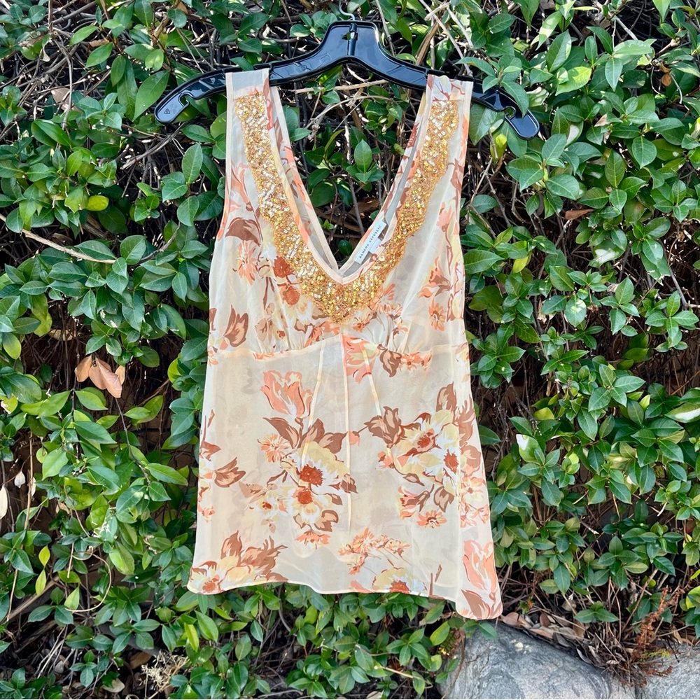 Banana Republic Sheer 100% Silk Y2K Sleeveless Tank in Size 2
